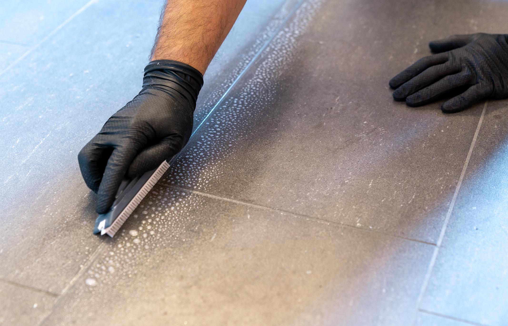 Tile and grout cleaning in Phoenix, AZ